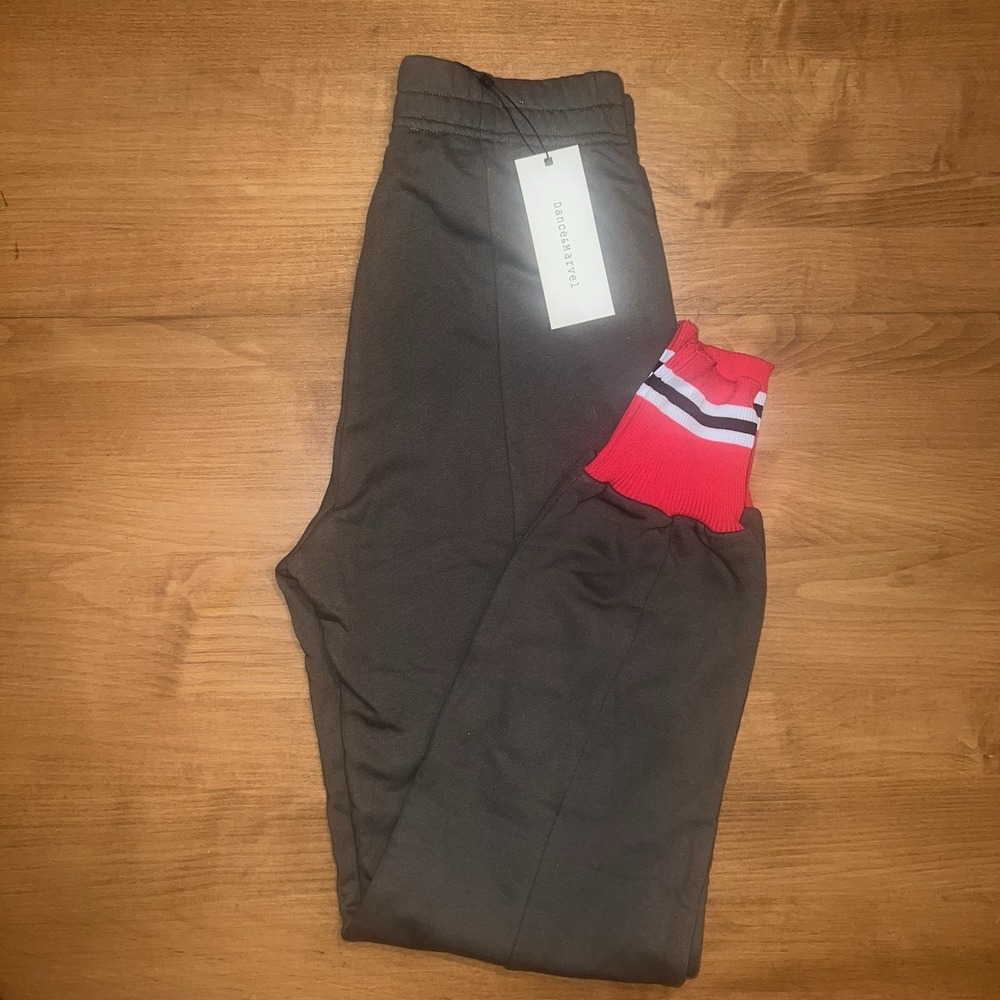 NEW‎ DANCE & MARVEL WOMENS Olive Jogger Sweatpants w/ Knit Cuffs Size Small